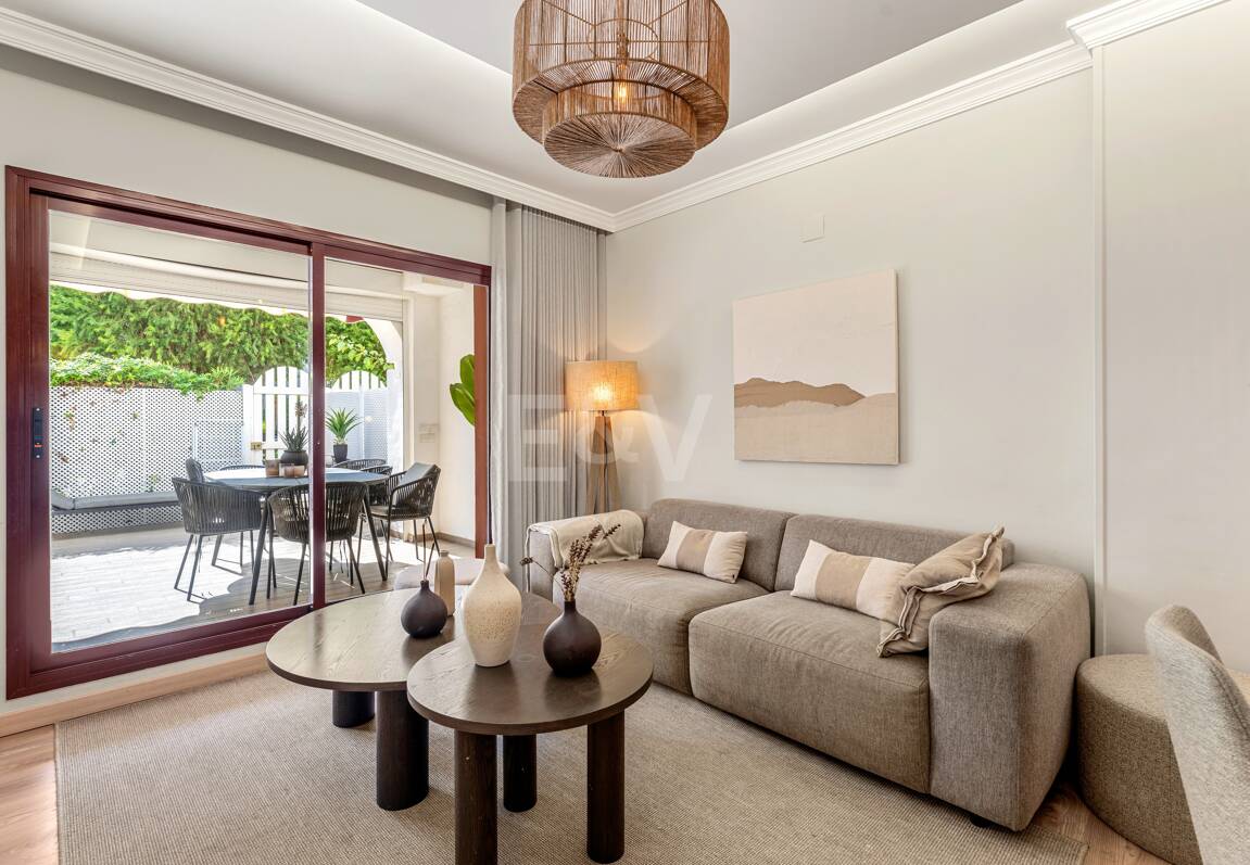 Moderne Wohnung Schritte vom Strand in geschlossener Wohnanlage