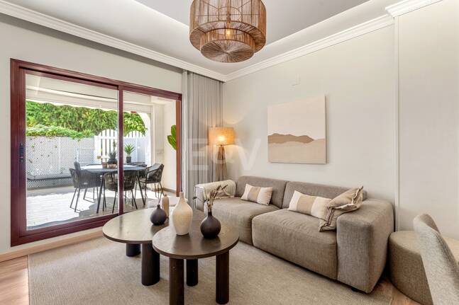 Moderne Wohnung Schritte vom Strand in geschlossener Wohnanlage