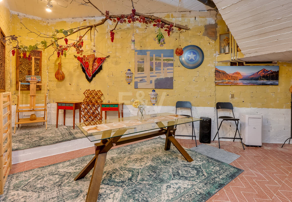 Boutique-Style Luxury Residence in El Paraíso Alto, Benahavís, Marbella for Long-term Rent – 8 Bedrooms, Exceptional Outdoor Living