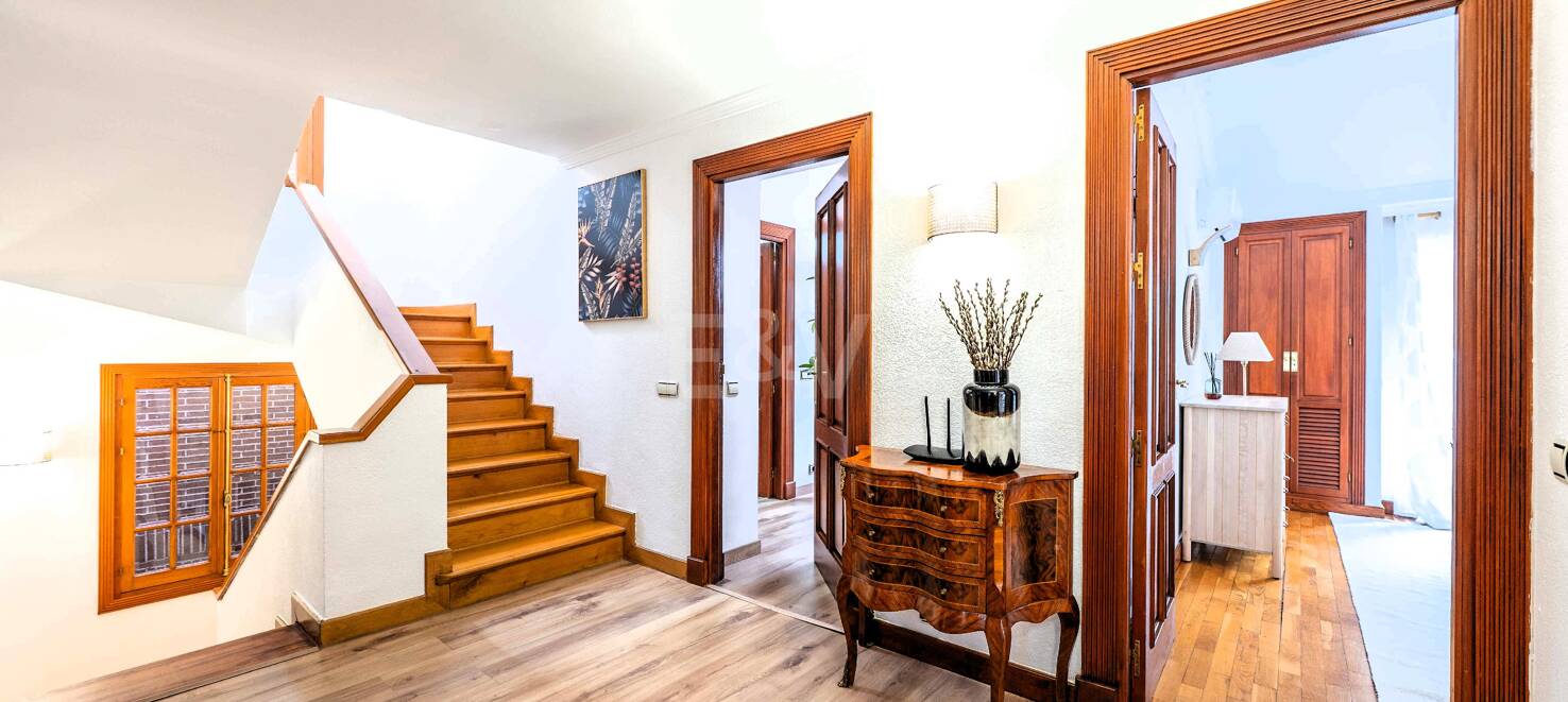 Villa à louer en Benahavis