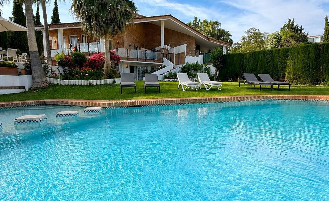Villa à louer en Benahavis