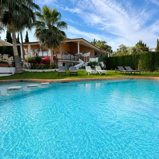 Villa à louer en Benahavis