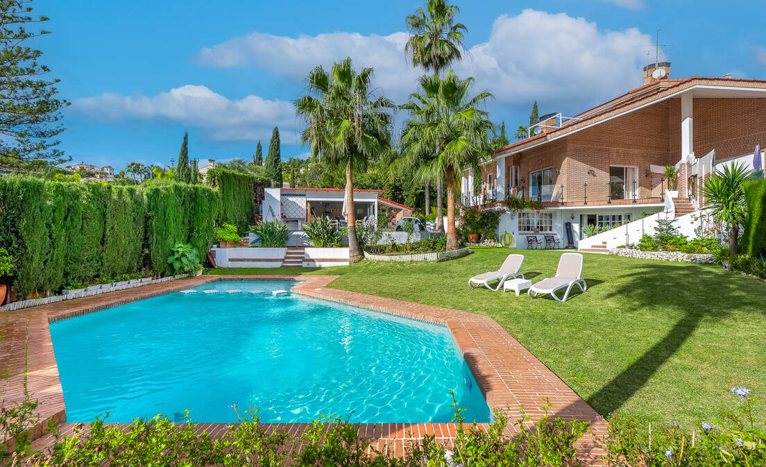 Villa à louer en Benahavis