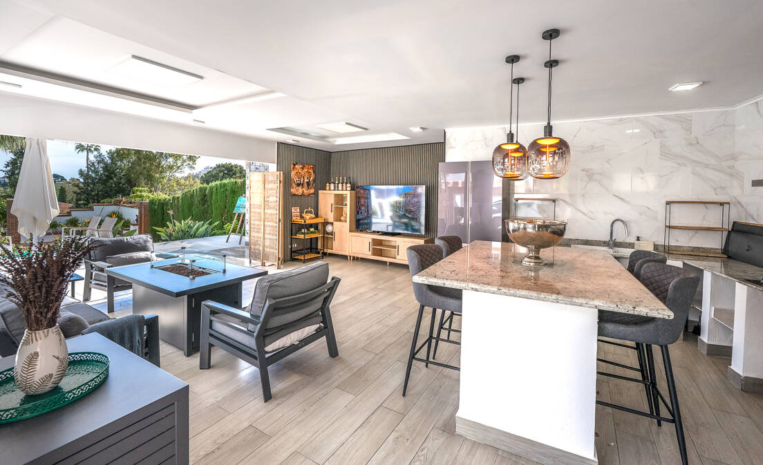 Villa Residencial de Lujo Estilo Boutique en El Paraíso Alto, Benahavís, Marbella para Alquiler Larga temporada – 8 Dormitorios, Excepcional Vida al aire libre