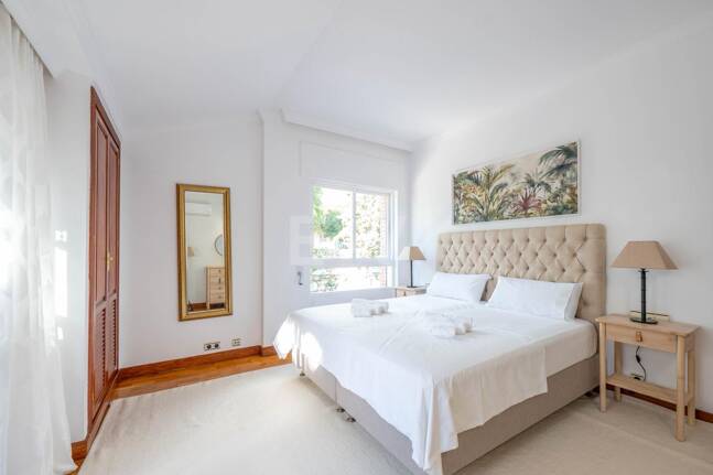 Boutique-Style Luxury Residence in El Paraíso Alto, Benahavís, Marbella for Long-term Rent – 8 Bedrooms, Exceptional Outdoor Living