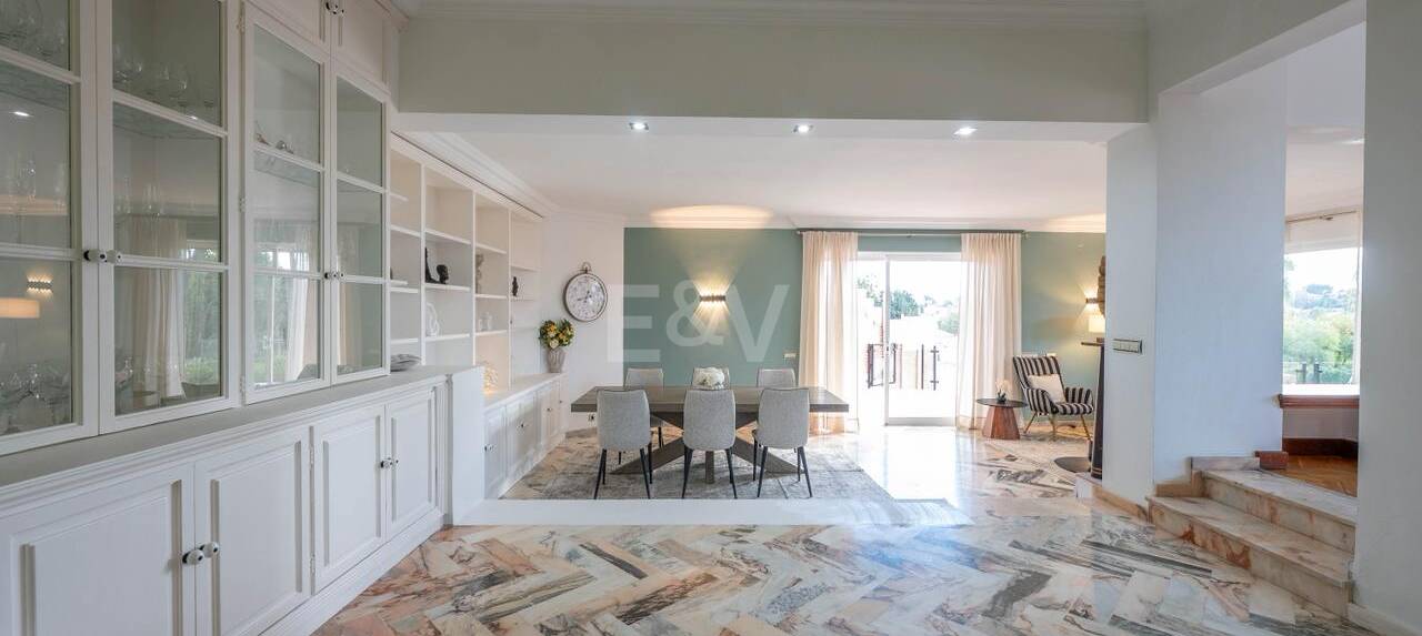 Villa à louer en Benahavis