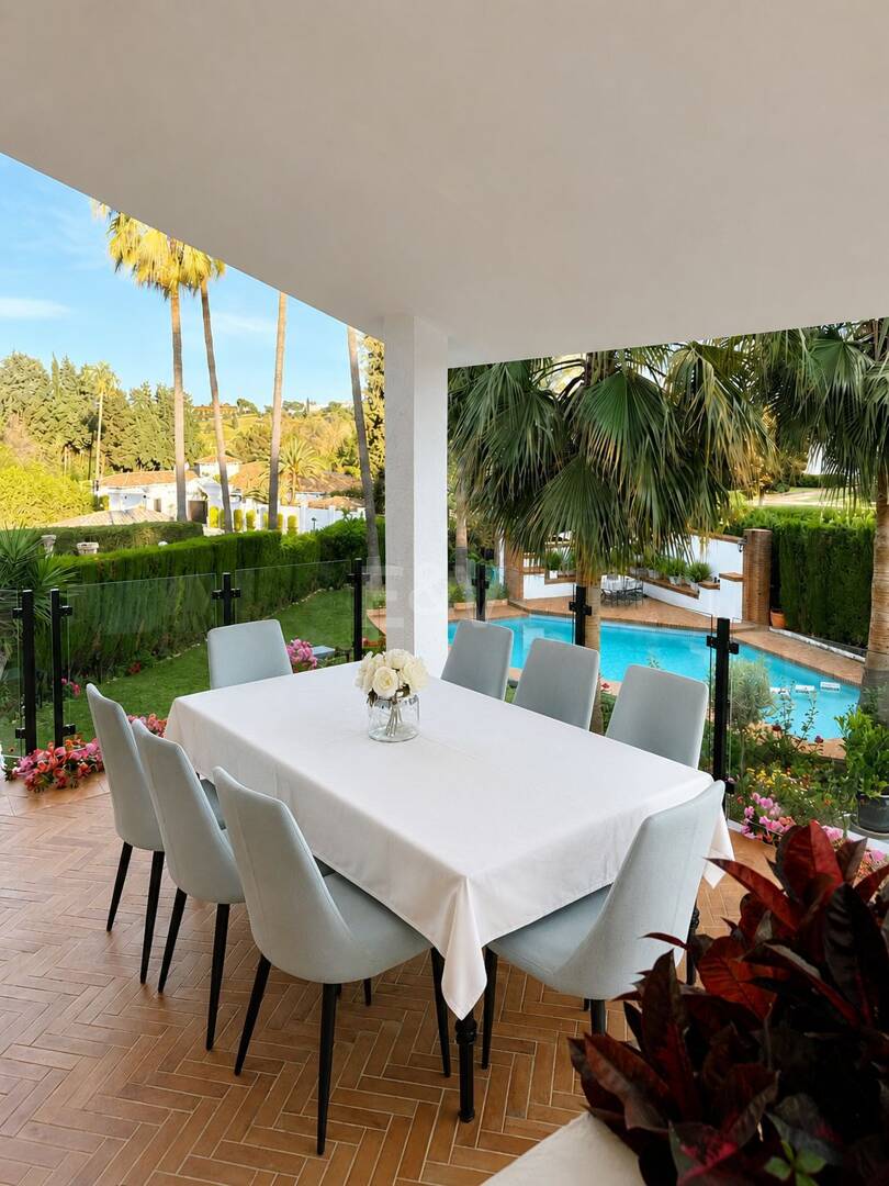 Villa à louer en Benahavis