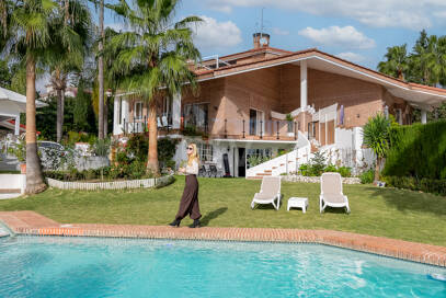 Boutique-Style Luxury Residence in El Paraíso Alto, Benahavís, Marbella for Long-term Rent – 8 Bedrooms, Exceptional Outdoor Living