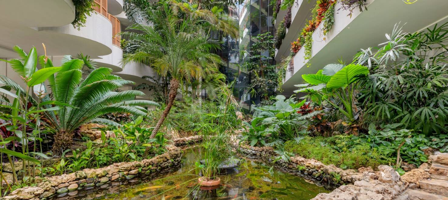 Apartamento frente al mar con acceso directo al paseo marítimo en complejo residencial premium