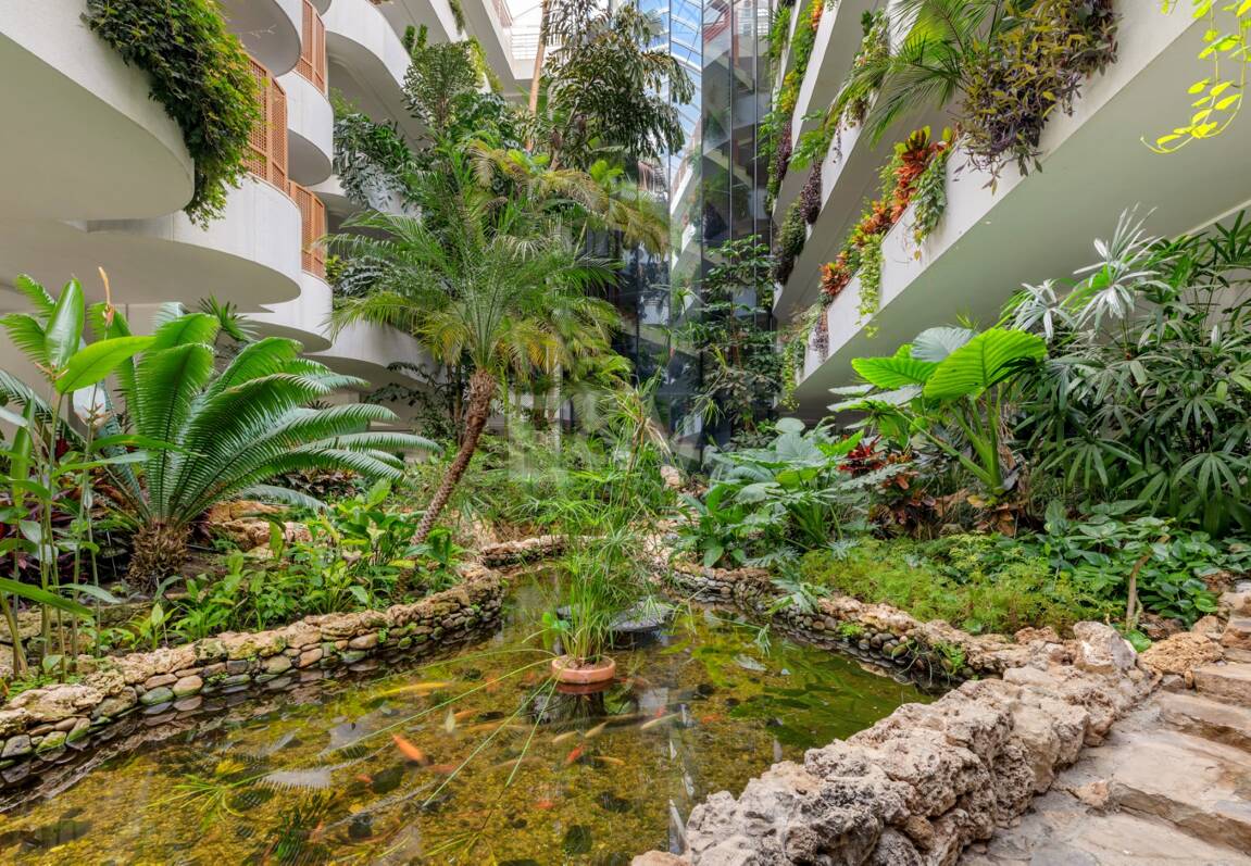 Apartamento frente al mar con acceso directo al paseo marítimo en complejo residencial premium