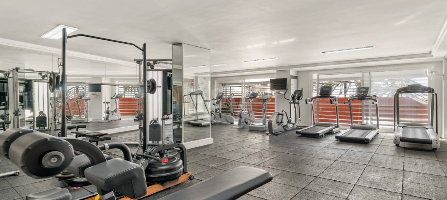 Apartamento frente al mar con acceso directo al paseo marítimo en complejo residencial premium