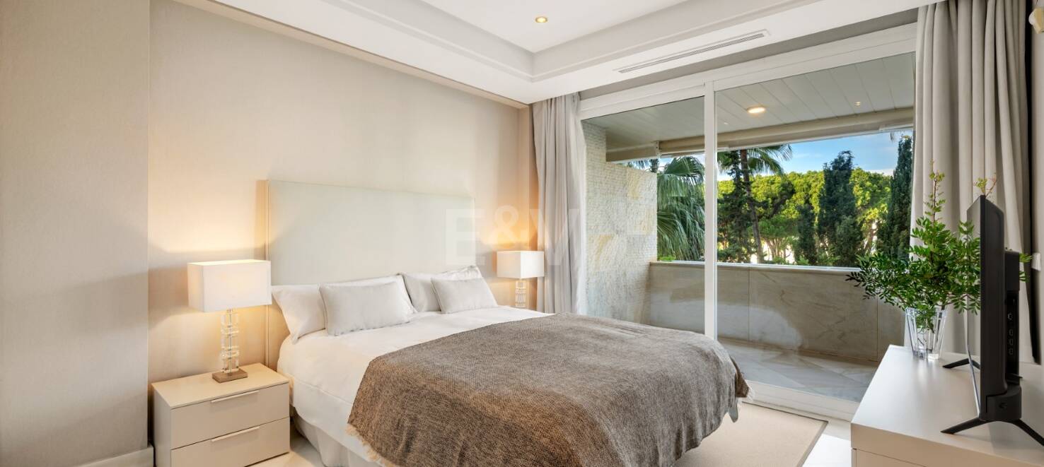 Apartamento frente al mar con acceso directo al paseo marítimo en complejo residencial premium