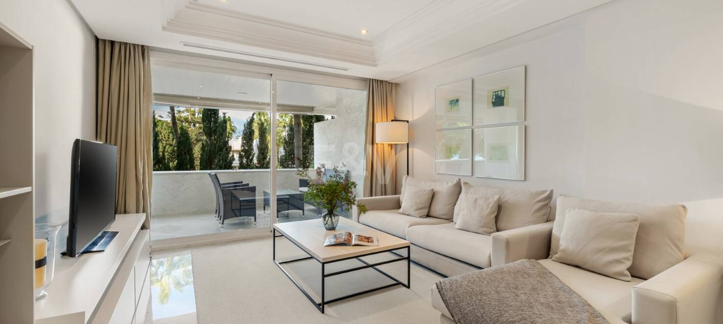 Apartamento frente al mar con acceso directo al paseo marítimo en complejo residencial premium