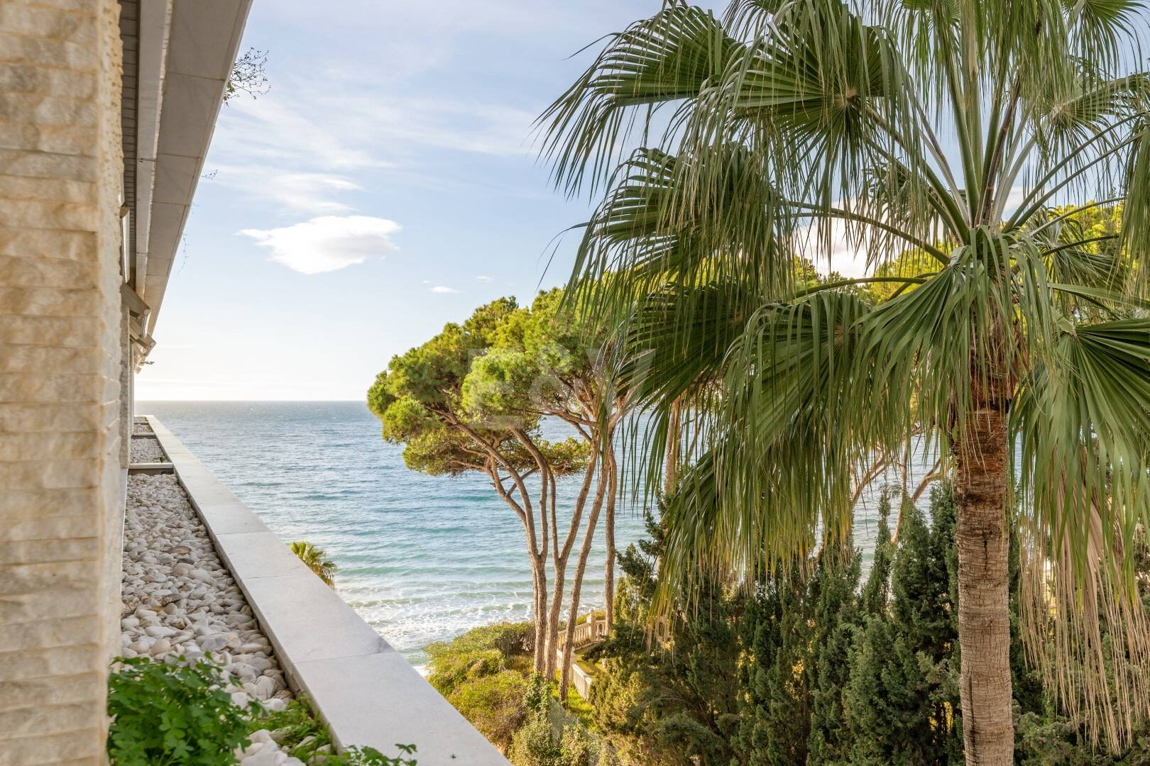 Appartement en front de mer avec accès direct promenade dans un complexe résidentiel Premium