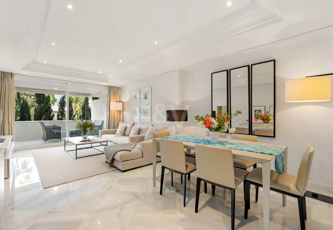 Apartamento frente al mar con acceso directo al paseo marítimo en complejo residencial premium