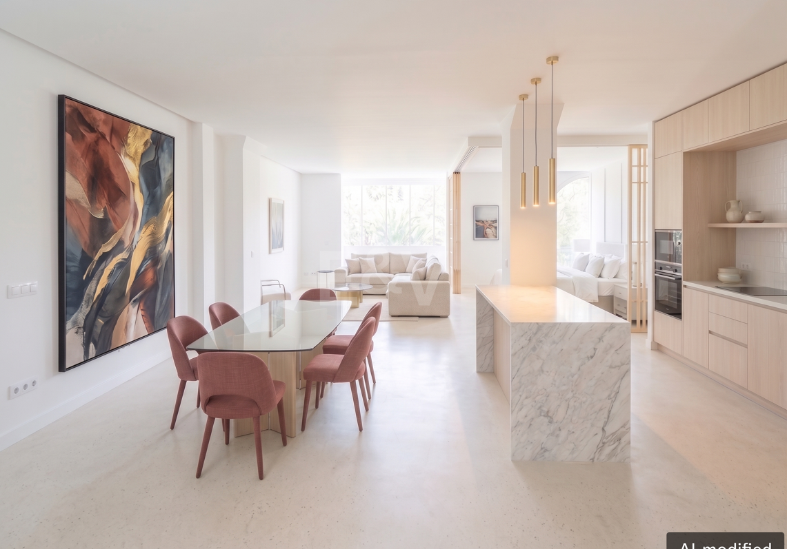 Modern Apartment with Sea Views in Puerto Banús