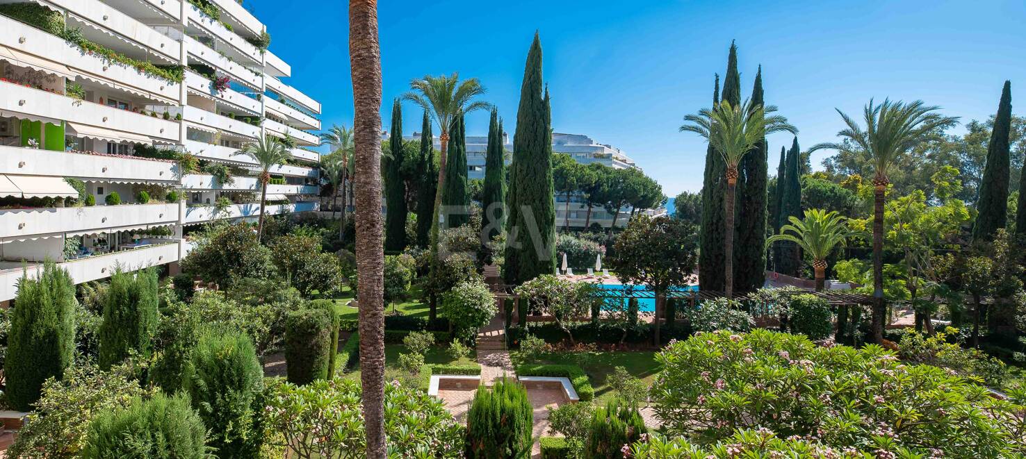 Luxury 3-bedroom apartment in Don Gonzalo, Golden Mile, Marbella – Long-term rental
