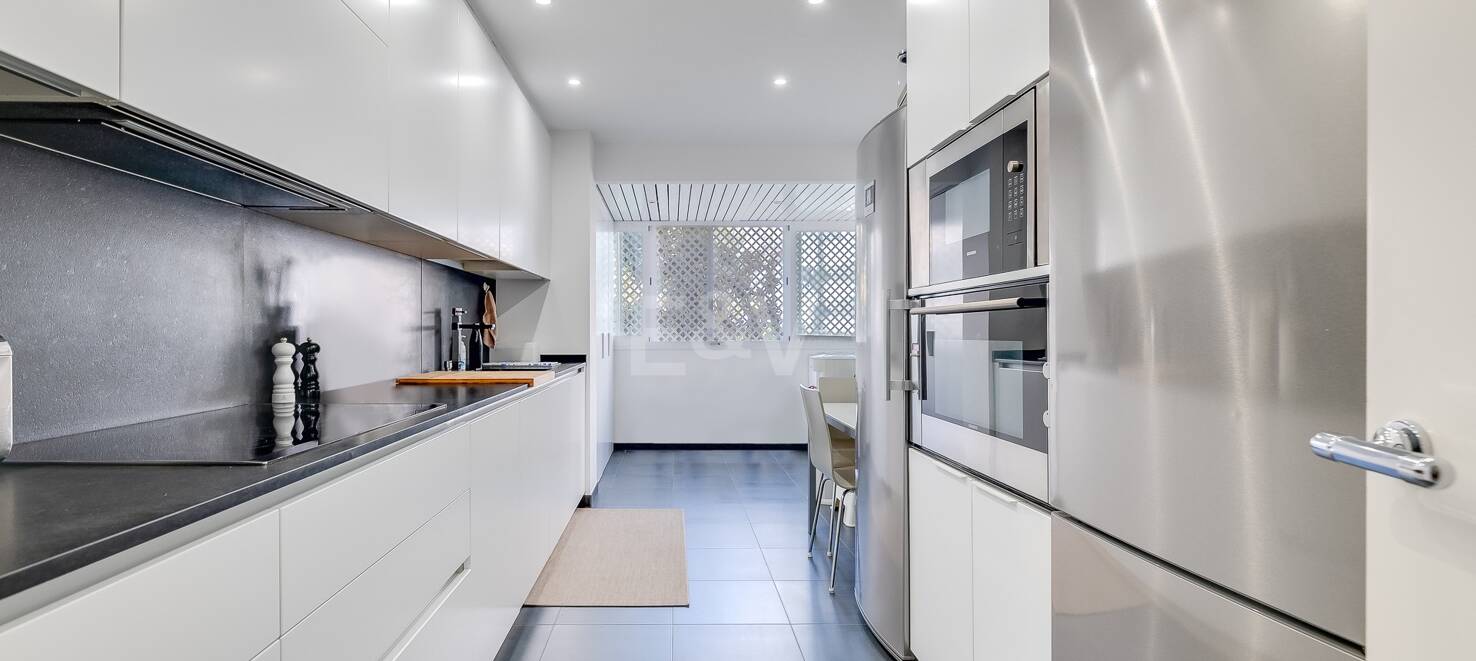 Luxury 3-bedroom apartment in Don Gonzalo, Golden Mile, Marbella – Long-term rental