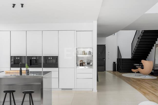 Moderne Doppelhaushälfte mit Meerblick und privatem Pool in Meisho Hills, Sierra Blanca