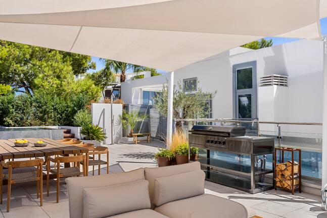 Moderne Doppelhaushälfte mit Meerblick und privatem Pool in Meisho Hills, Sierra Blanca