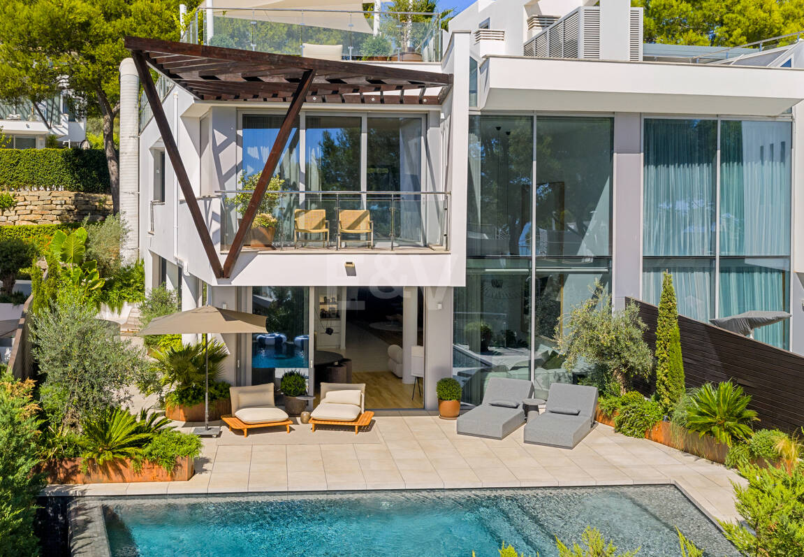 Moderne Doppelhaushälfte mit Meerblick und privatem Pool in Meisho Hills, Sierra Blanca