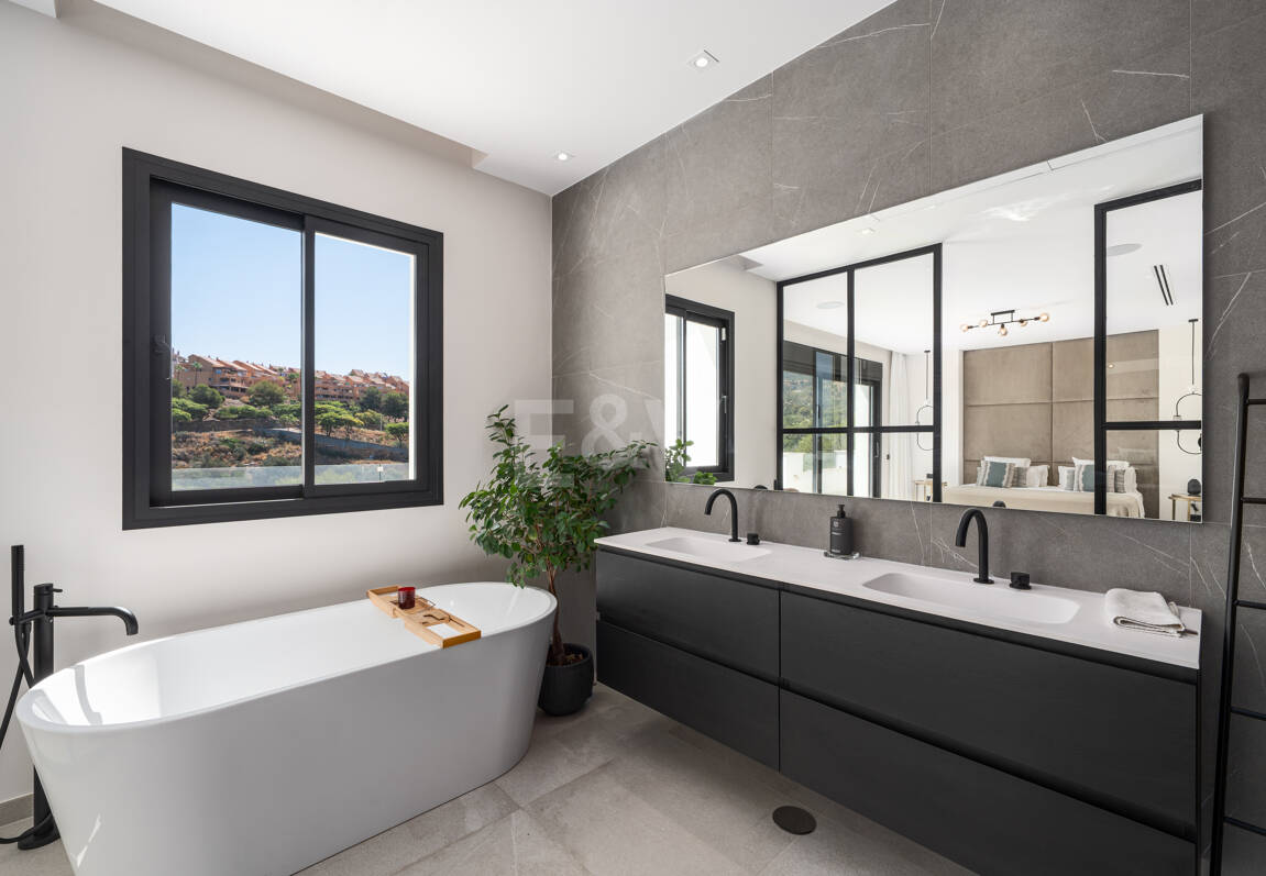 Villa Andrea Frontline Golf samtida mästerverk