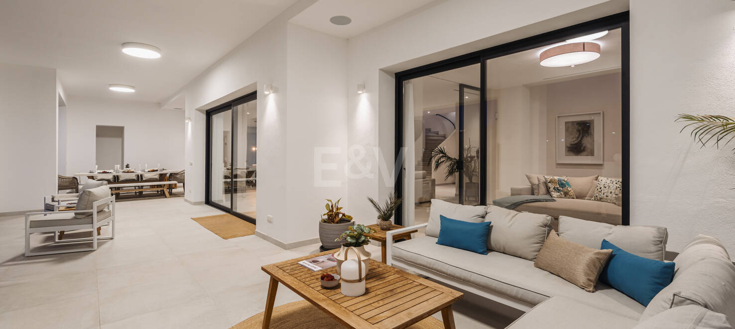 Villa Andrea - Obra maestra contemporánea frente al golf