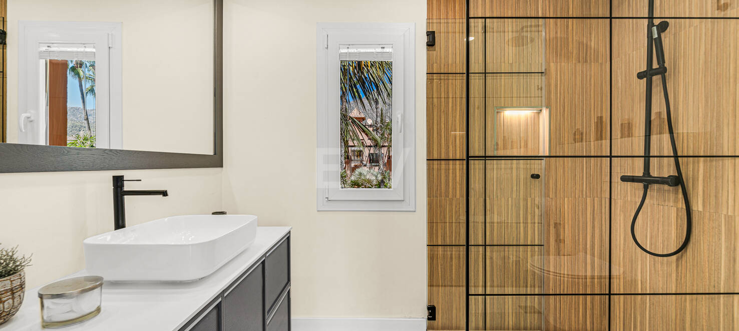 Elegant Independent Villa in Altos de Hotel Puente Romano – Marbella Golden Mile available for Medium and Long-Term Rent