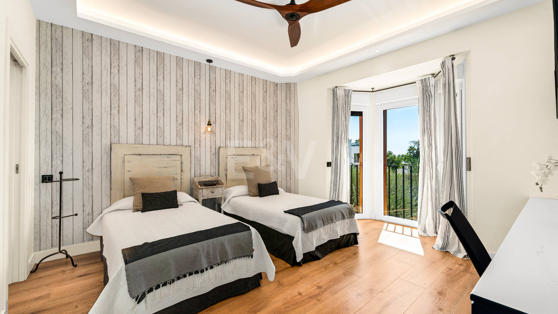 Elegant Independent Villa in Altos de Hotel Puente Romano – Marbella Golden Mile available for Medium and Long-Term Rent