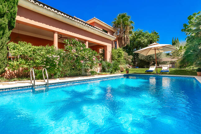 Elegant Independent Villa in Altos de Hotel Puente Romano – Marbella Golden Mile available for Medium and Long-Term Rent