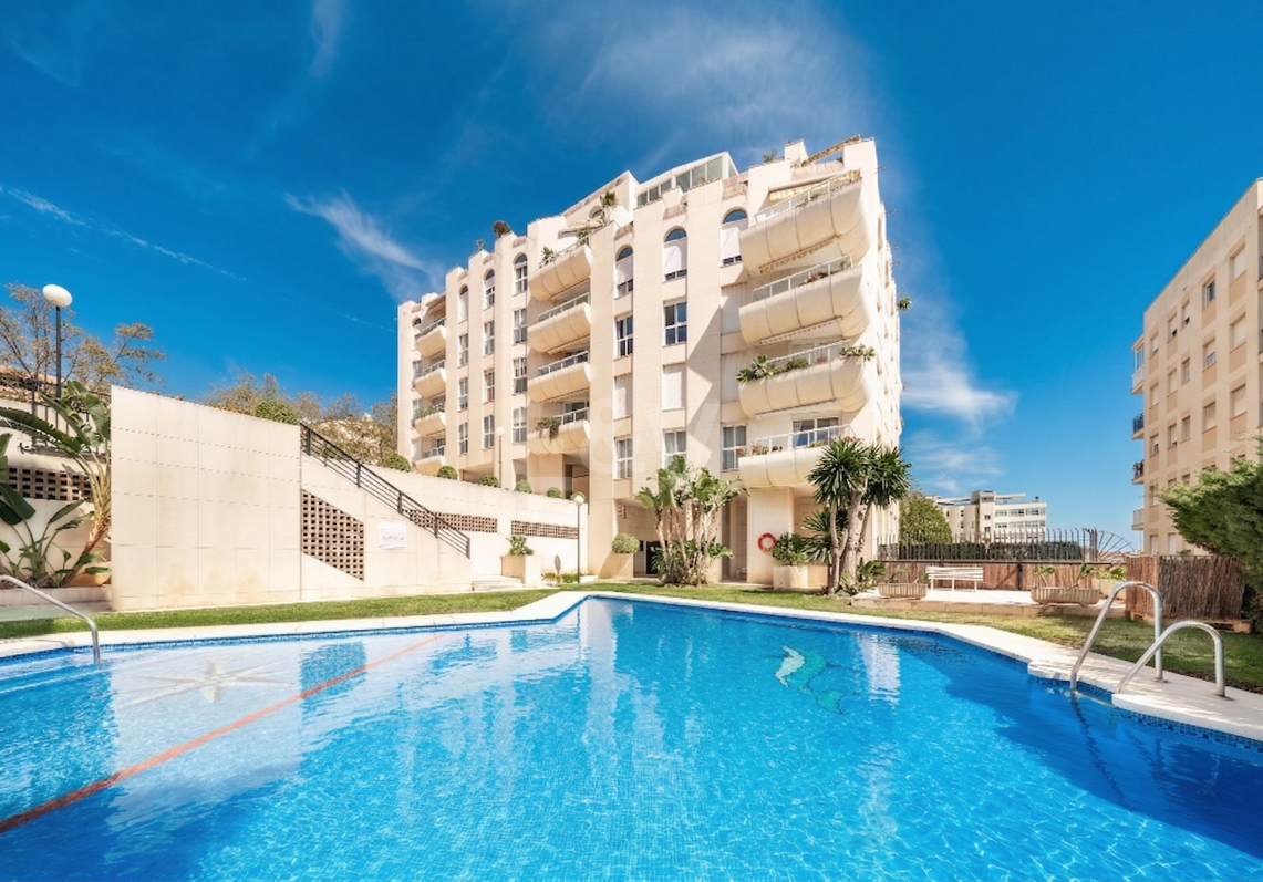 3 Sypialnia Beachfront Apartament z niesamowitymi widokiem na morze w Marbella