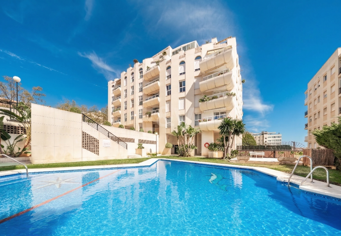 Apartament na sprzedaż w Beach Side Golden Mile, Marbella Golden Mile