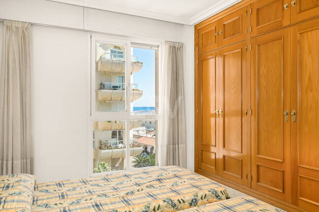 Apartament na sprzedaż w Beach Side Golden Mile, Marbella Golden Mile