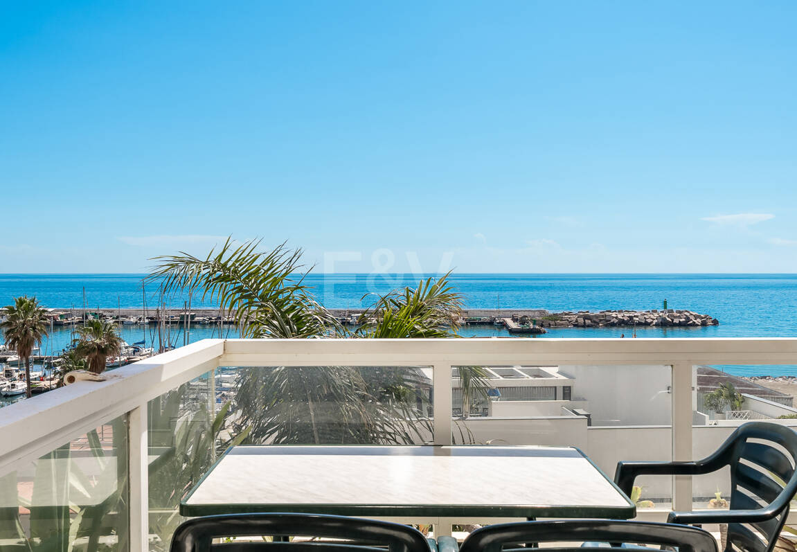 Apartament na sprzedaż w Beach Side Golden Mile, Marbella Golden Mile