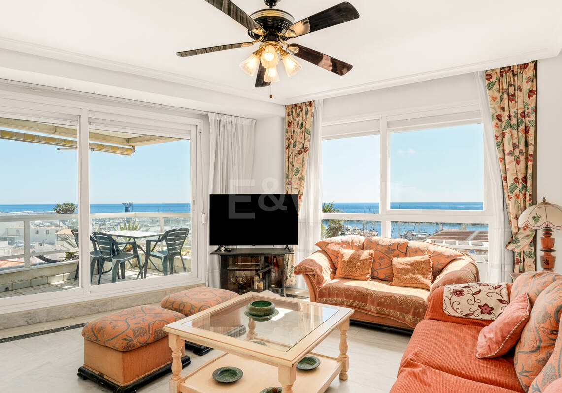 3 Sypialnia Beachfront Apartament z niesamowitymi widokiem na morze w Marbella