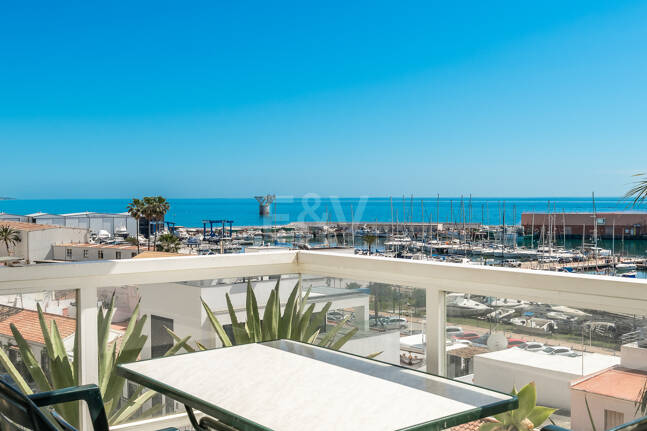 Apartament na sprzedaż w Beach Side Golden Mile, Marbella Golden Mile