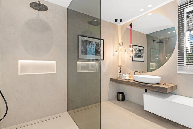 Modern Corner Semi-Detached Villa with Panoramic Sea Views and Private Pool in Sierra Blanca