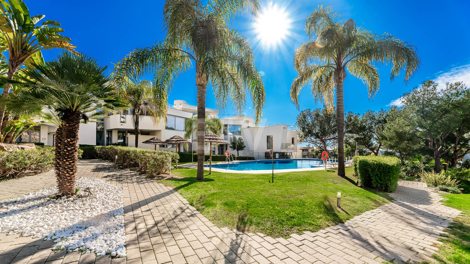 Modern Corner Semi-Detached Villa with Panoramic Sea Views and Private Pool in Sierra Blanca