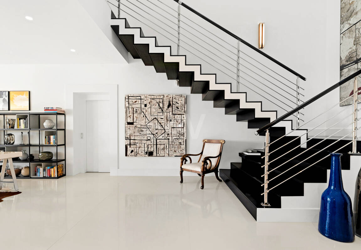 Modern Corner Semi-Detached Villa with Panoramic Sea Views and Private Pool in Sierra Blanca