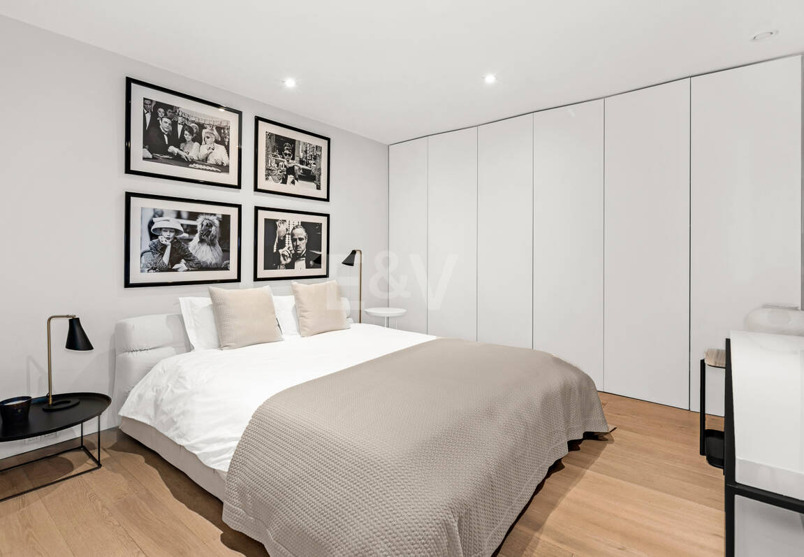 Modern Corner Semi-Detached Villa with Panoramic Sea Views and Private Pool in Sierra Blanca