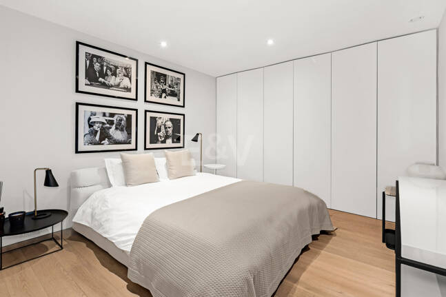 Modern Corner Semi-Detached Villa with Panoramic Sea Views and Private Pool in Sierra Blanca