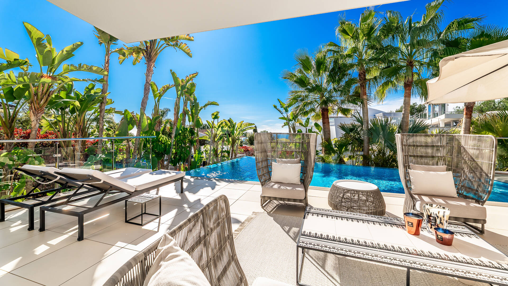 Modern Corner Semi-Detached Villa with Panoramic Sea Views and Private Pool in Sierra Blanca