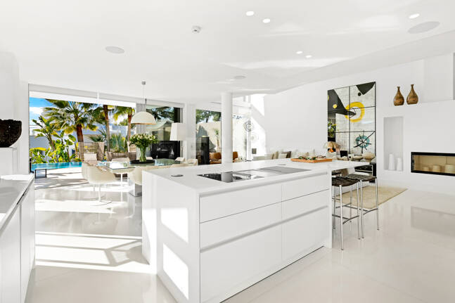 Modern Corner Semi-Detached Villa with Panoramic Sea Views and Private Pool in Sierra Blanca