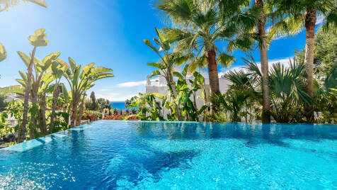 Modern Corner Semi-Detached Villa with Panoramic Sea Views and Private Pool in Sierra Blanca