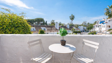 Stylish Beachside Residence