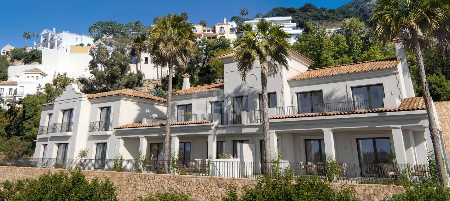 Wunderschön modernisierte Doppelhaushälfte in gesicherter Wohnanlage