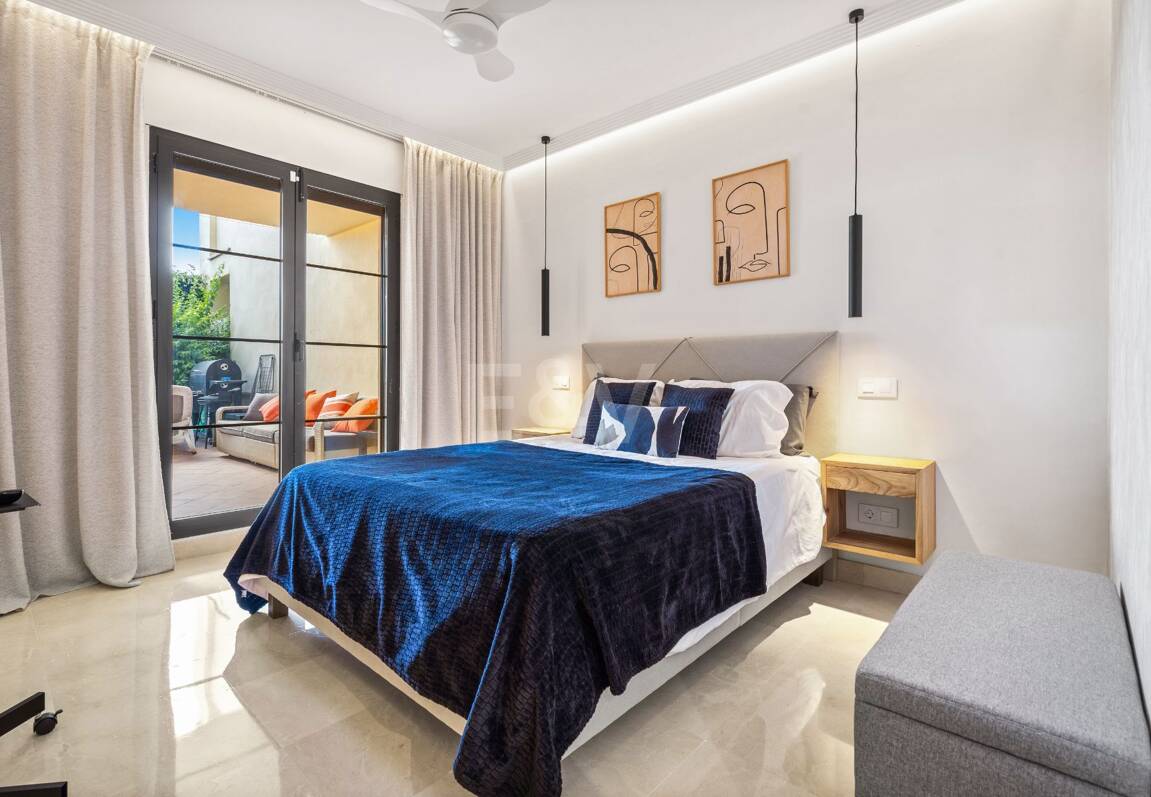 Exclusive apartment with private garden and golf views in Las Jacarandas, Los Arqueros. Available for short-mid -term rentals