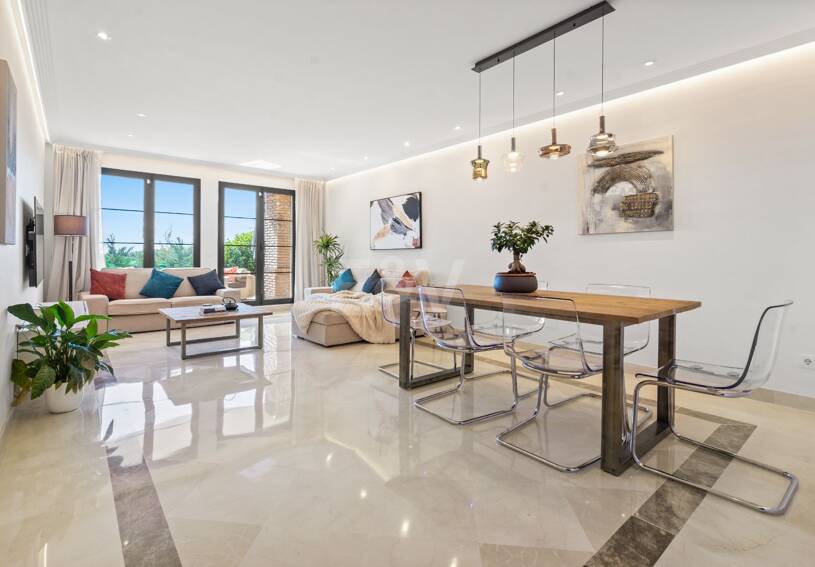 Exclusive apartment with private garden and golf views in Las Jacarandas, Los Arqueros. Available for short-mid -term rentals