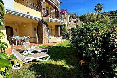 Exclusive apartment with private garden and golf views in Las Jacarandas, Los Arqueros. Available for short-mid -term rentals