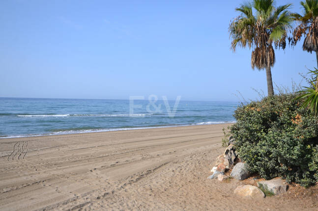 New-build Modern Villa in Los Monteros, 300 Metres from the Beach